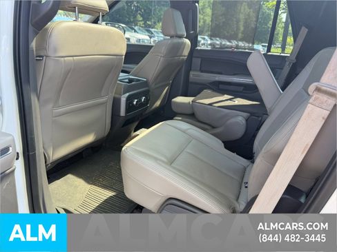 Used 2021 Ford Expedition XLT RWD image 11