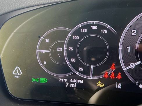 New 2026 Porsche Cayenne E-Hybrid AWD/4WD image 13