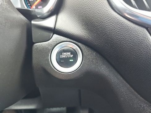 Used 2024 Chevrolet Equinox LT FWD image 54