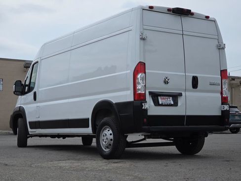 Used 2023 RAM ProMaster 2500 FWD image 13