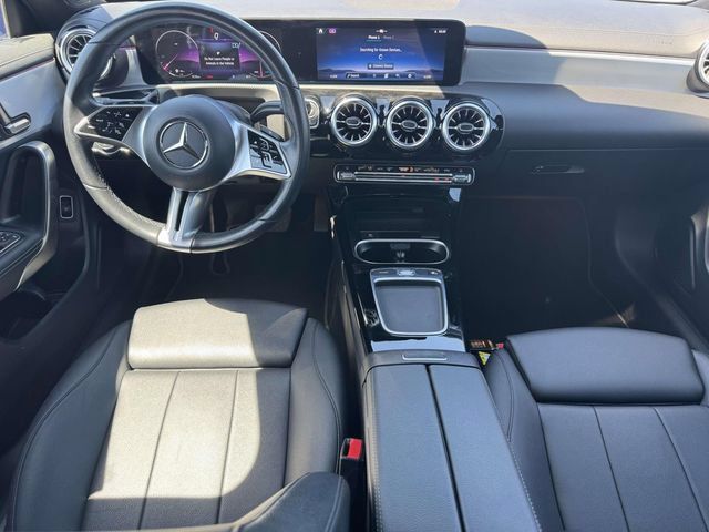 Used 2025 Mercedes-Benz CLA 250 4MATIC image 18