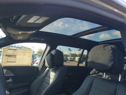 New 2026 Mercedes-Benz GLS 580 4MATIC image 26