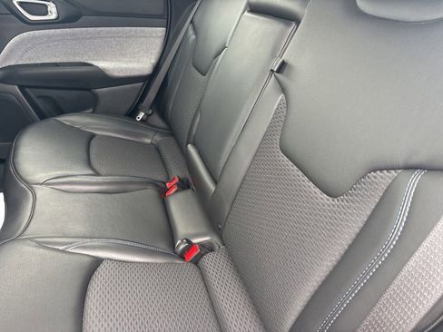 Certified 2022 Jeep Compass Latitude w/ Convenience Group image 30