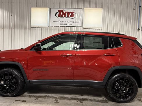 New 2026 Jeep Compass Latitude AWD/4WD image 14