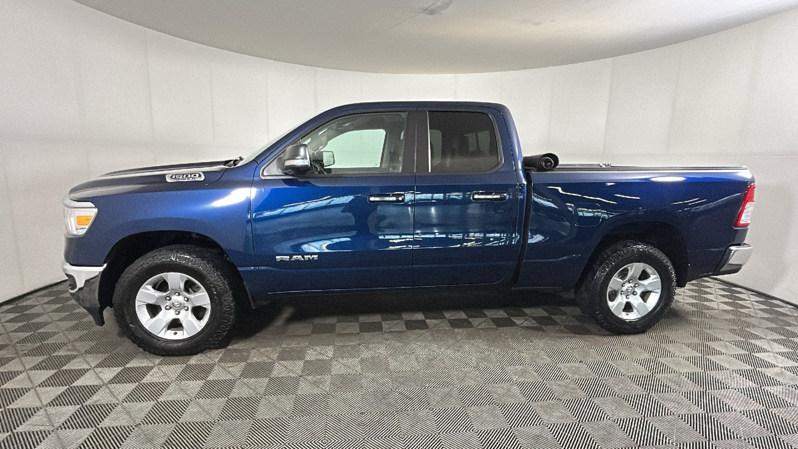 Used 2020 RAM 1500 Big Horn AWD/4WD image 7