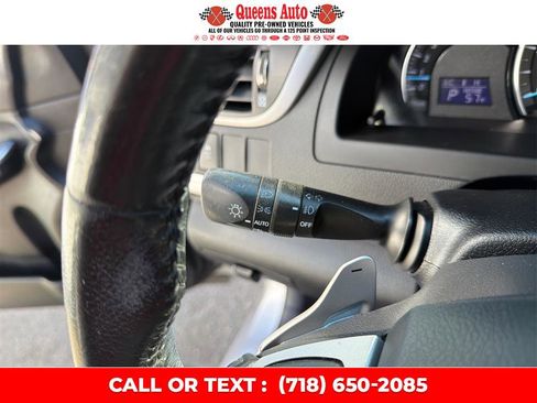 Used 2013 Toyota Camry SE image 22