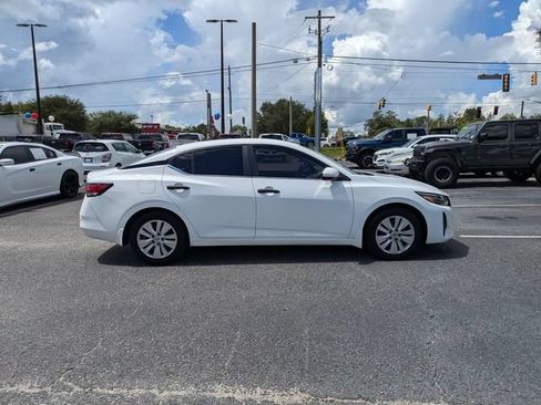 Used 2025 Nissan Sentra S FWD image 4