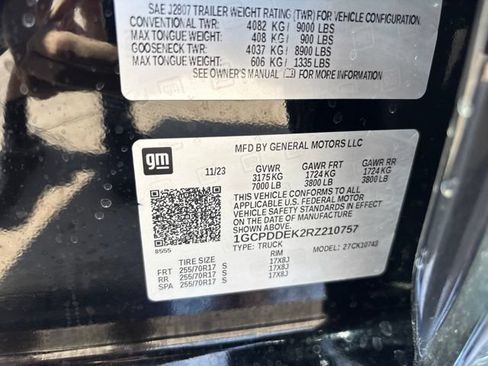 Used 2024 Chevrolet Silverado 1500 LT w/ Protection Package AWD/4WD image 18