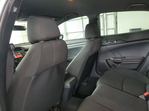 Used 2018 Honda Civic Sport image 15