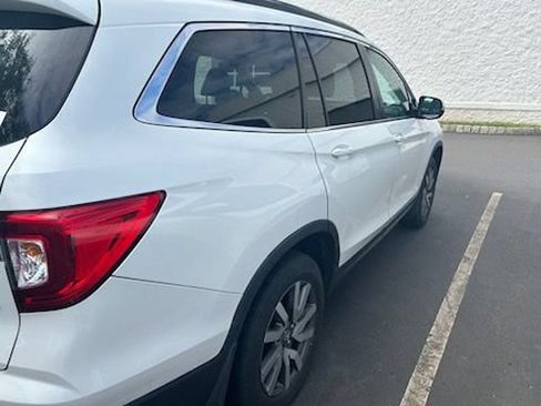 Used 2021 Honda Pilot EX-L image 3