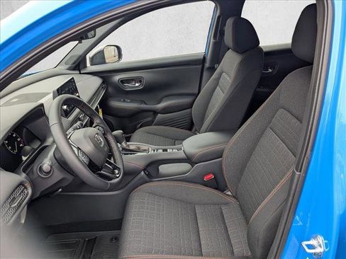 New 2026 Honda HR-V Sport image 4