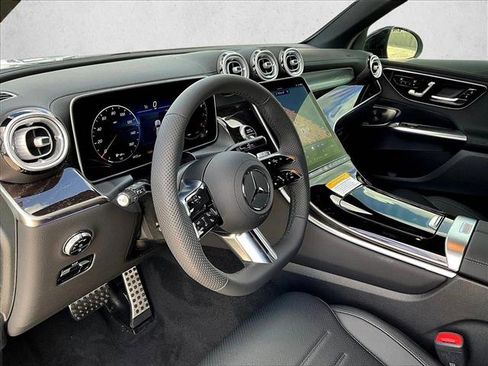 Used 2026 Mercedes-Benz GLC 300 GLC 300 image 6