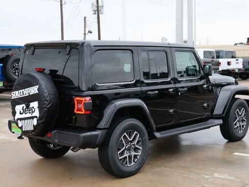 New 2026 Jeep Wrangler Sahara image 7