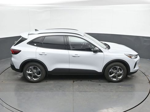 Used 2026 Ford Escape ST-Line image 36