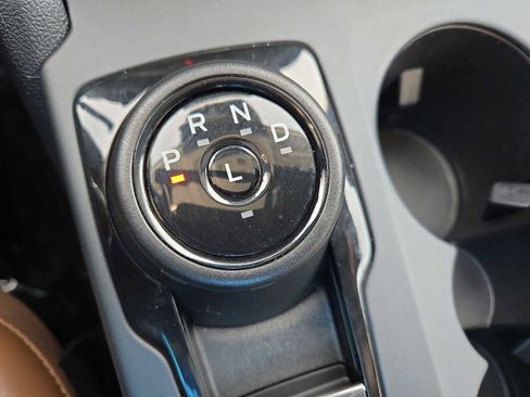 Used 2024 Ford Bronco Sport Outer Banks w/ Tech Package image 18