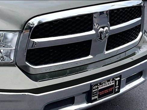 Used 2021 RAM 1500 Classic SLT AWD/4WD image 34