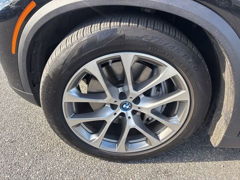 Used 2023 BMW X5 xDrive45e w/ Executive Package image 10