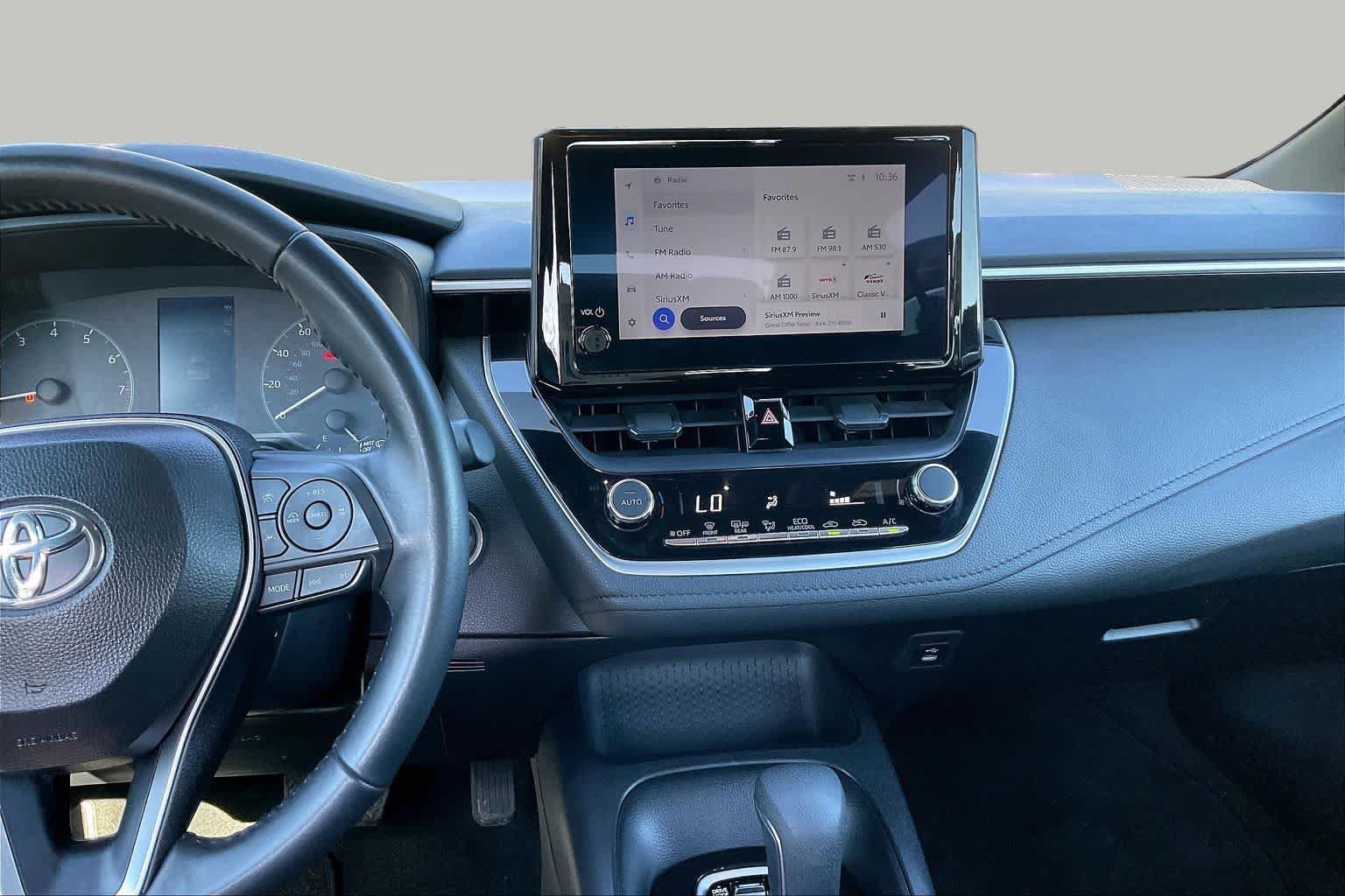 Used 2025 Toyota Corolla SE FWD image 7