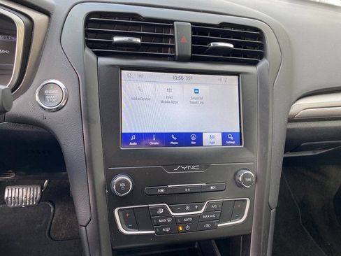 Used 2020 Ford Fusion SE w/ Equipment Group 151A image 23