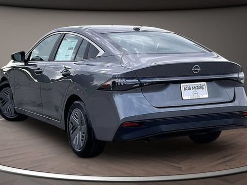 New 2027 Nissan Sentra S w/ Floor Mat Package FWD image 3
