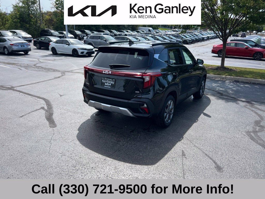 Certified 2024 Kia Seltos S AWD/4WD image 11