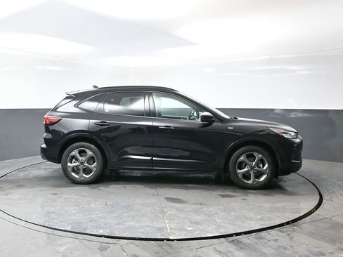 Used 2024 Ford Escape ST-Line image 3