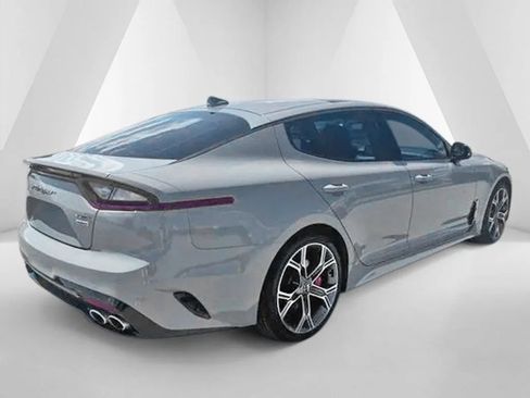Used 2021 Kia Stinger GT2 AWD/4WD image 7