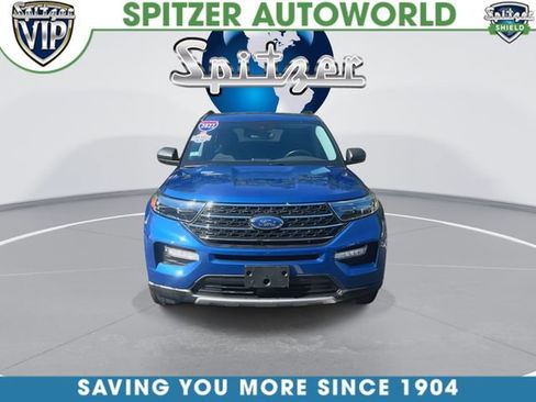 Used 2022 Ford Explorer XLT w/ Equipment Group 202A AWD/4WD image 3