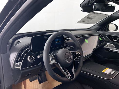 Certified 2026 Mercedes-Benz E 350 4MATIC Sedan image 10