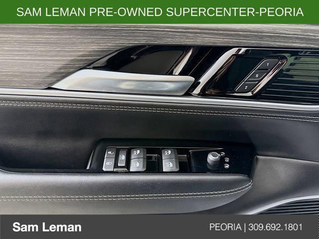 Used 2023 Jeep Wagoneer Series II AWD/4WD image 18