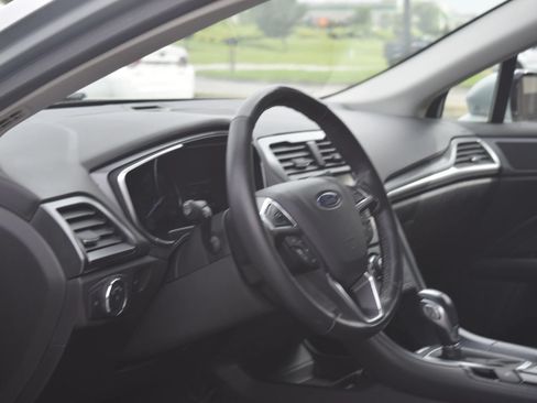 Used 2013 Ford Fusion Titanium w/ Titanium Driver Assist Pkg FWD image 10
