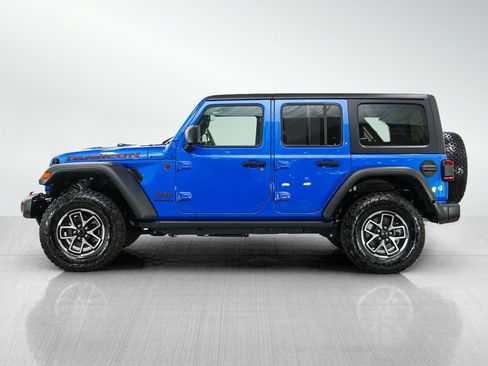 Used 2024 Jeep Wrangler Unlimited Rubicon w/ Technology Group AWD/4WD image 2