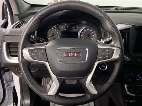 Certified 2024 GMC Terrain SLE w/ Driver Convenience Package FWD image 14