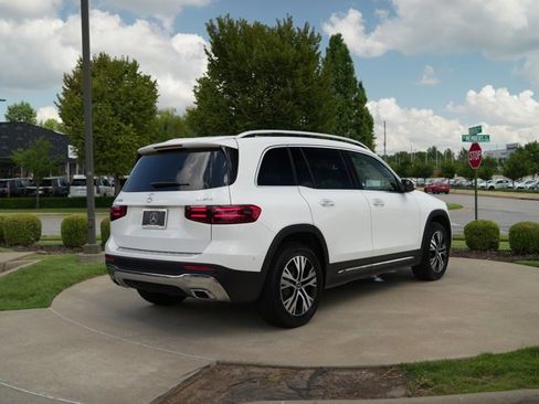 Certified 2026 Mercedes-Benz GLB 250 4MATIC image 8