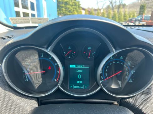 Used 2013 Chevrolet Cruze LT image 7