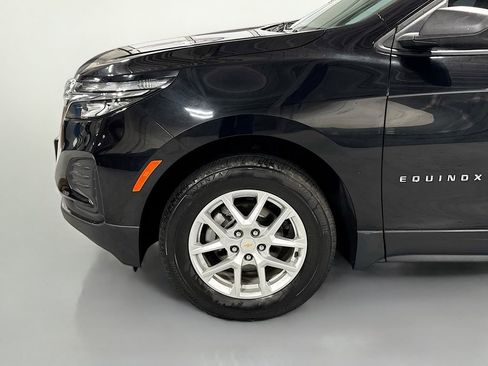 Used 2023 Chevrolet Equinox LS AWD/4WD image 12