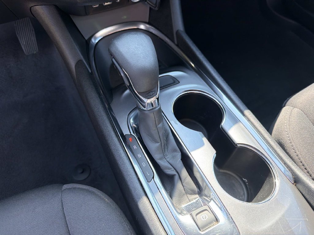 Used 2023 Chevrolet Malibu LT FWD image 29