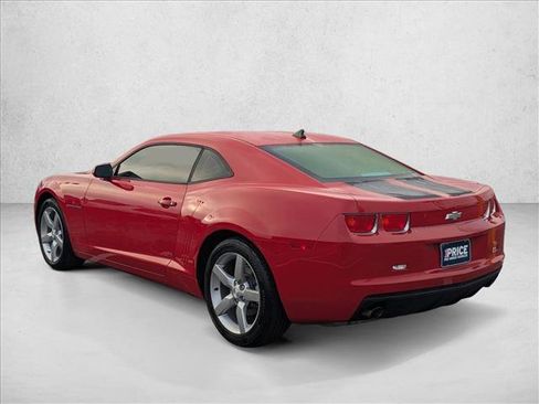 Used 2011 Chevrolet Camaro LT image 7