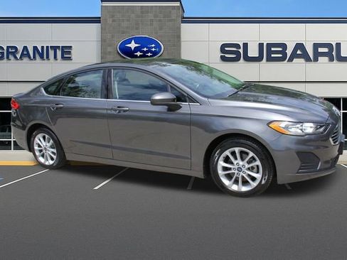 Used 2020 Ford Fusion SE FWD image 13