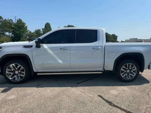 Certified 2026 GMC Sierra 1500 Denali w/ Denali Reserve Package AWD/4WD image 5