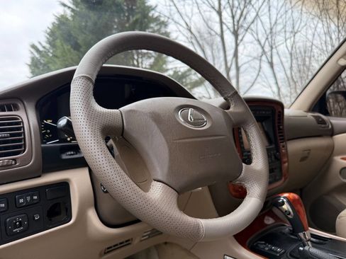 Used 2002 Lexus LX 470 4WD image 21