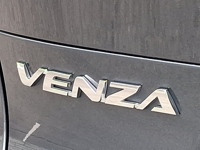 Used 2022 Toyota Venza XLE AWD/4WD image 29
