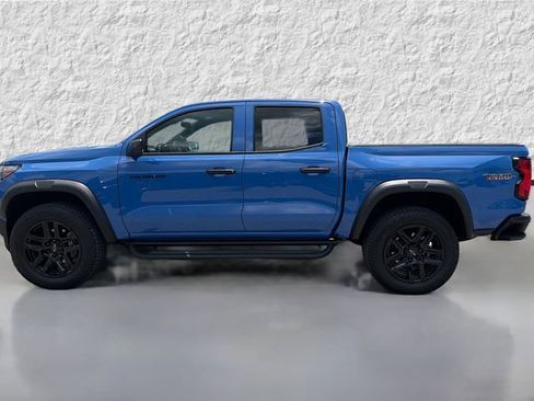 Used 2025 Chevrolet Colorado Trail Boss AWD/4WD image 6