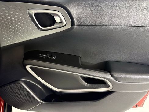 Used 2020 Kia Soul X-Line image 12