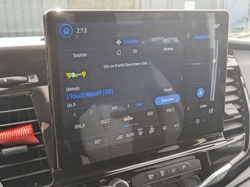 Used 2024 Ford Transit 350 XLT image 19