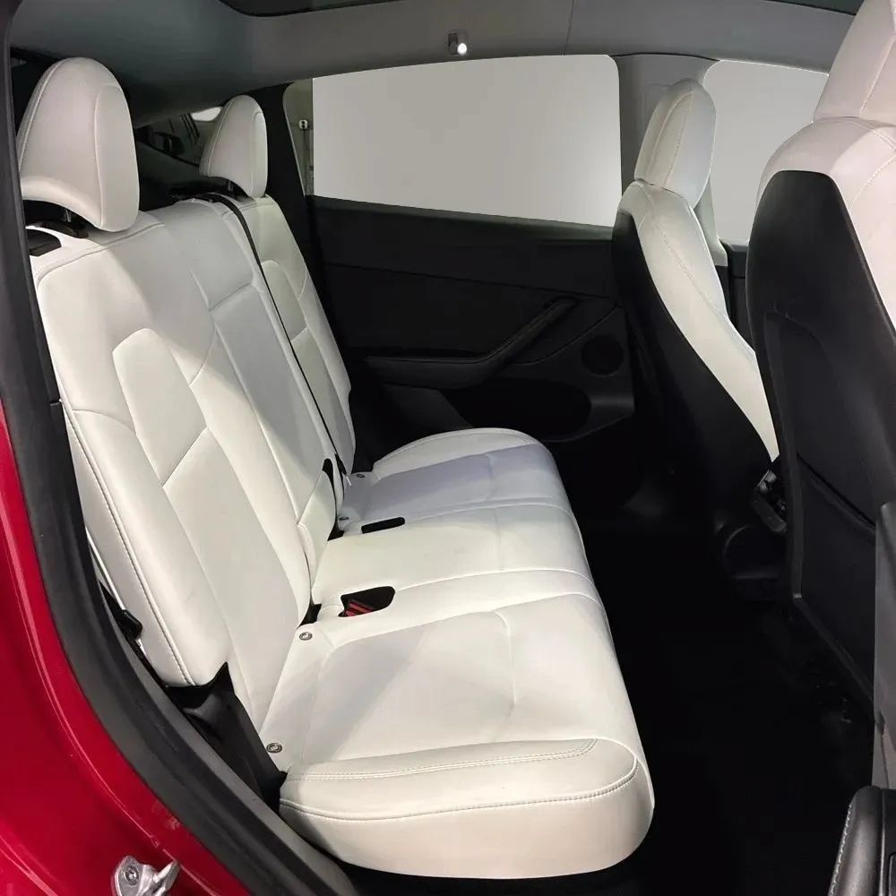 Used 2022 Tesla Model Y Long Range AWD/4WD image 7