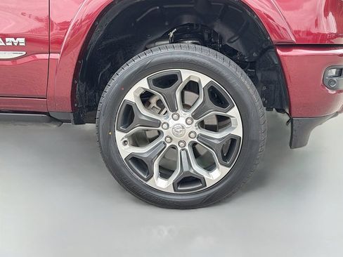 Used 2022 RAM 1500 Limited w/ Body-Colour Bumper Group AWD/4WD image 35