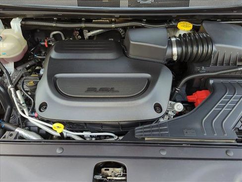 Used 2025 Chrysler Pacifica Select FWD image 22