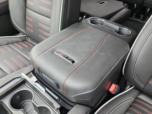 New 2026 GMC Yukon AT4 Ultimate AWD/4WD image 37