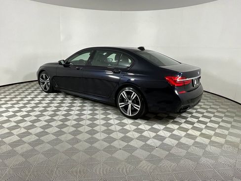 Used 2019 BMW 750i 750i image 3